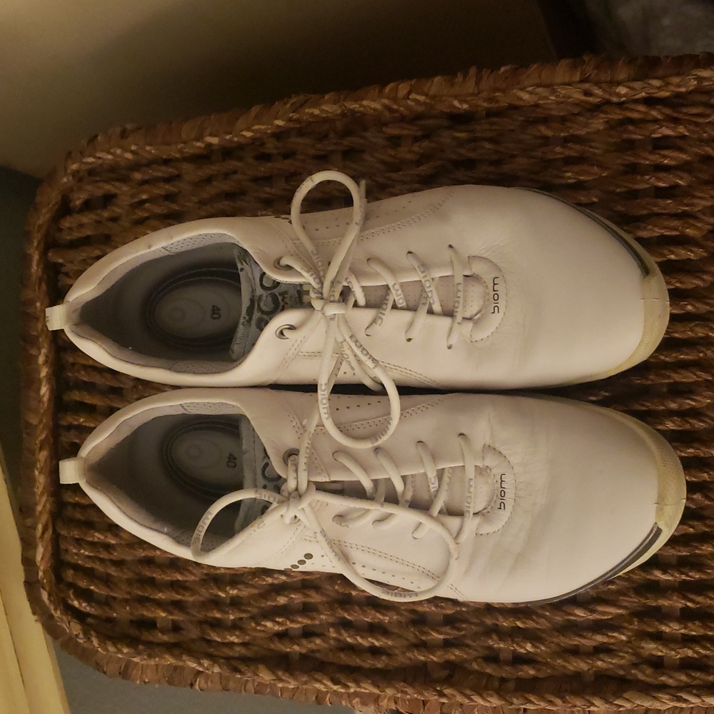 ECCO Biom Women's Hybrid Golf Shoes Yak Leather EU 40 US size 9 1/2